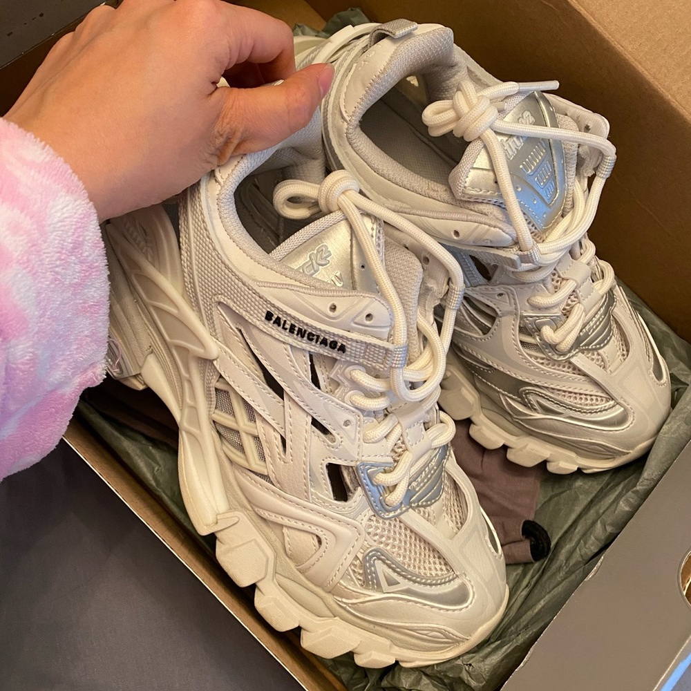 Balenciagia Track 2 Sneaker